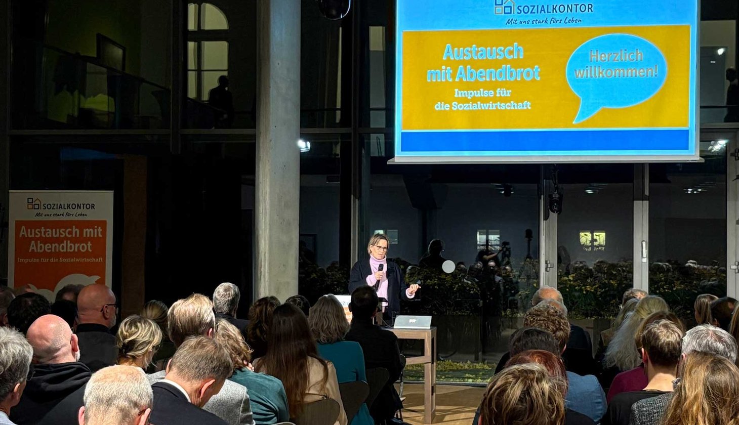 Vortrag Sozialsenatorin Melanie Schlotzhauer